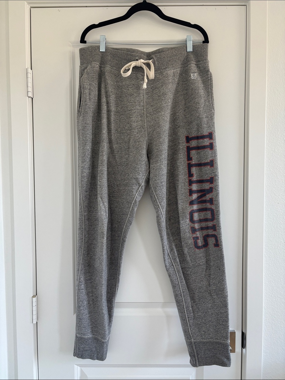ILLINOIS Grey Jogger Sweatpants with 'ILLINOIS' Side Print